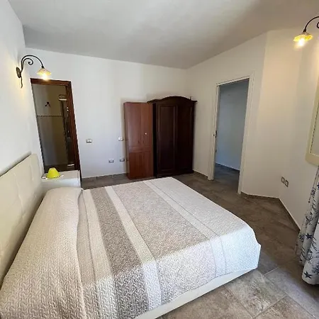 Attico Via Roma Apartmán Villasimius